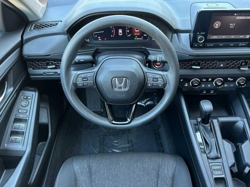 2023 Honda Accord EX - Photo 15