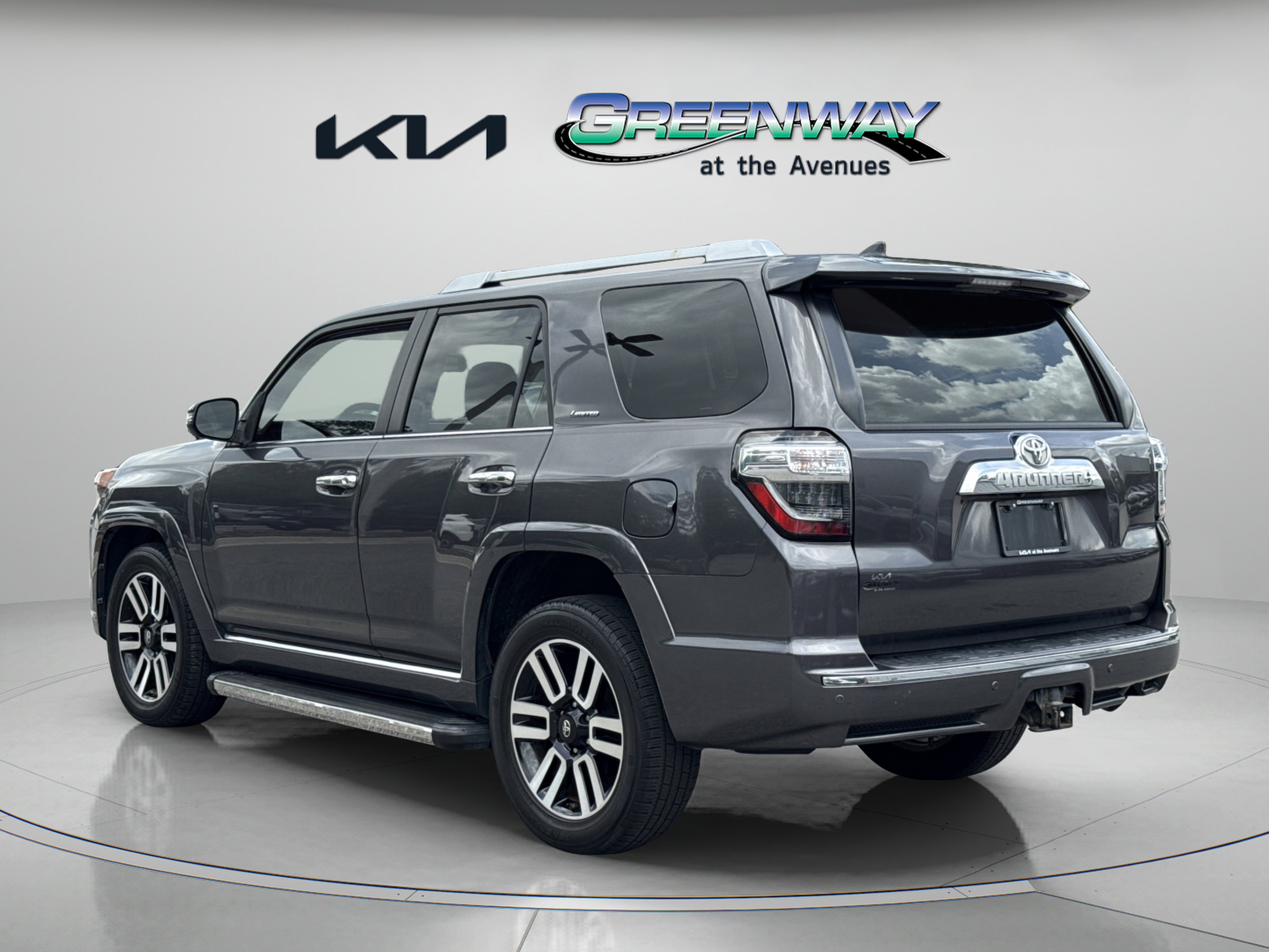 Used 2016 Magnetic Gray Metallic Toyota Limited image 5