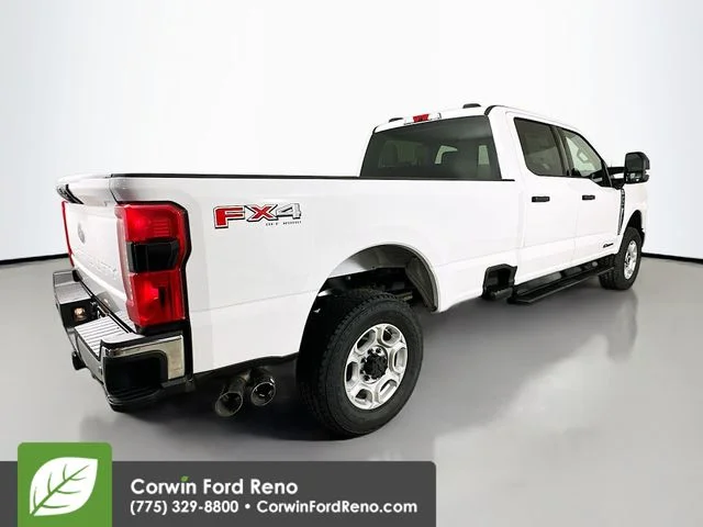 New 2026 Oxford White Ford XLT image 7