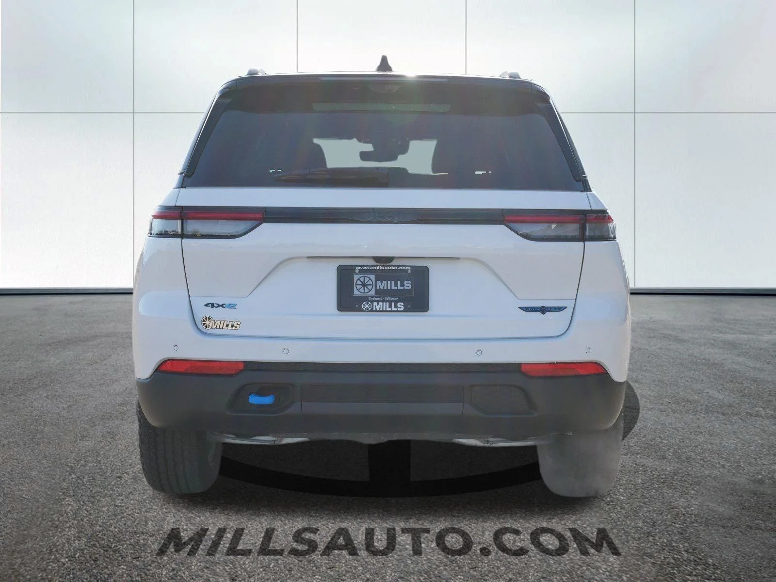 New 2024 Bright White Clearcoat Jeep Trailhawk 4xe image 6