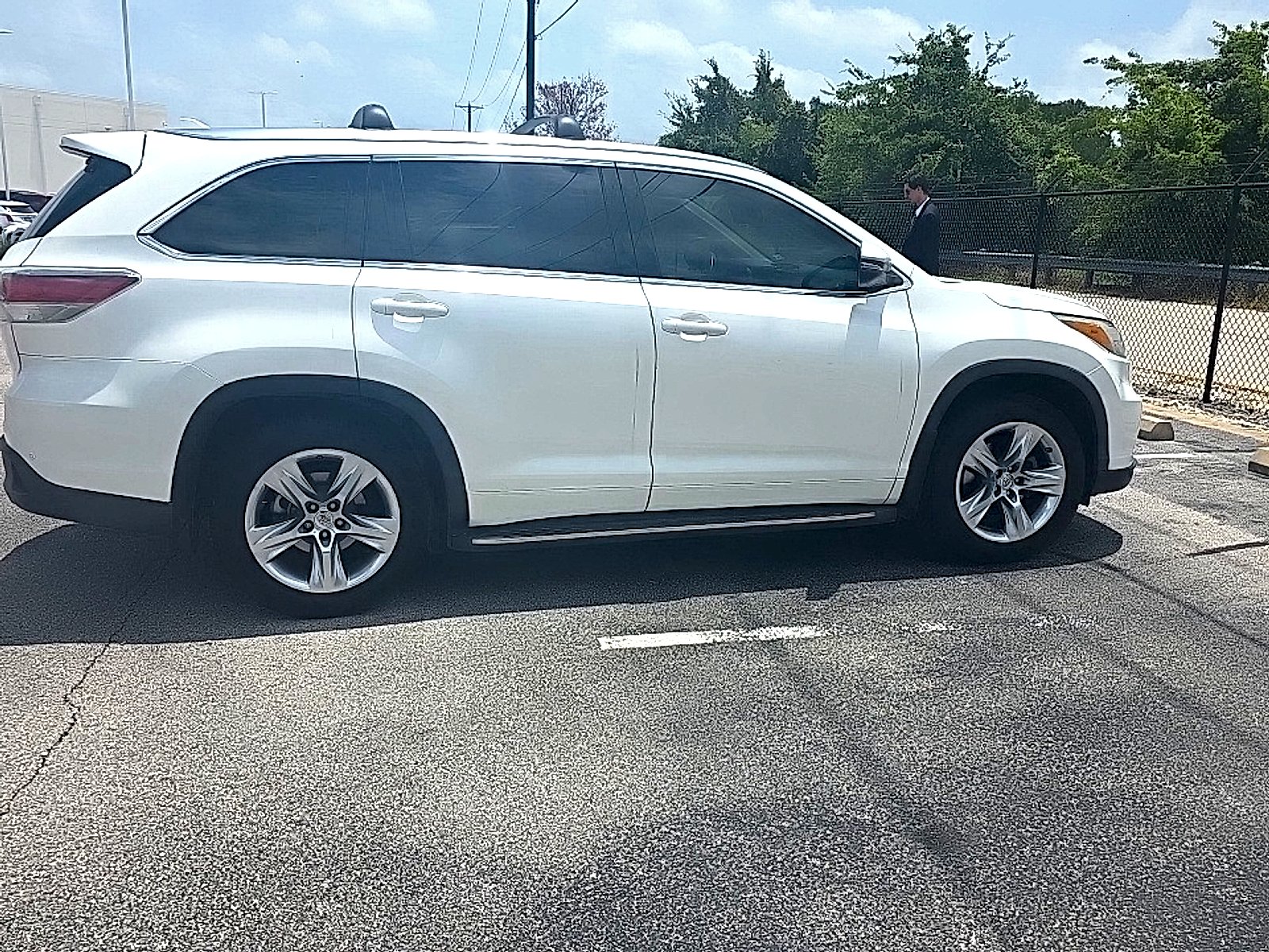 Used 2015 Blizzard Pearl Toyota Limited V6 image 6