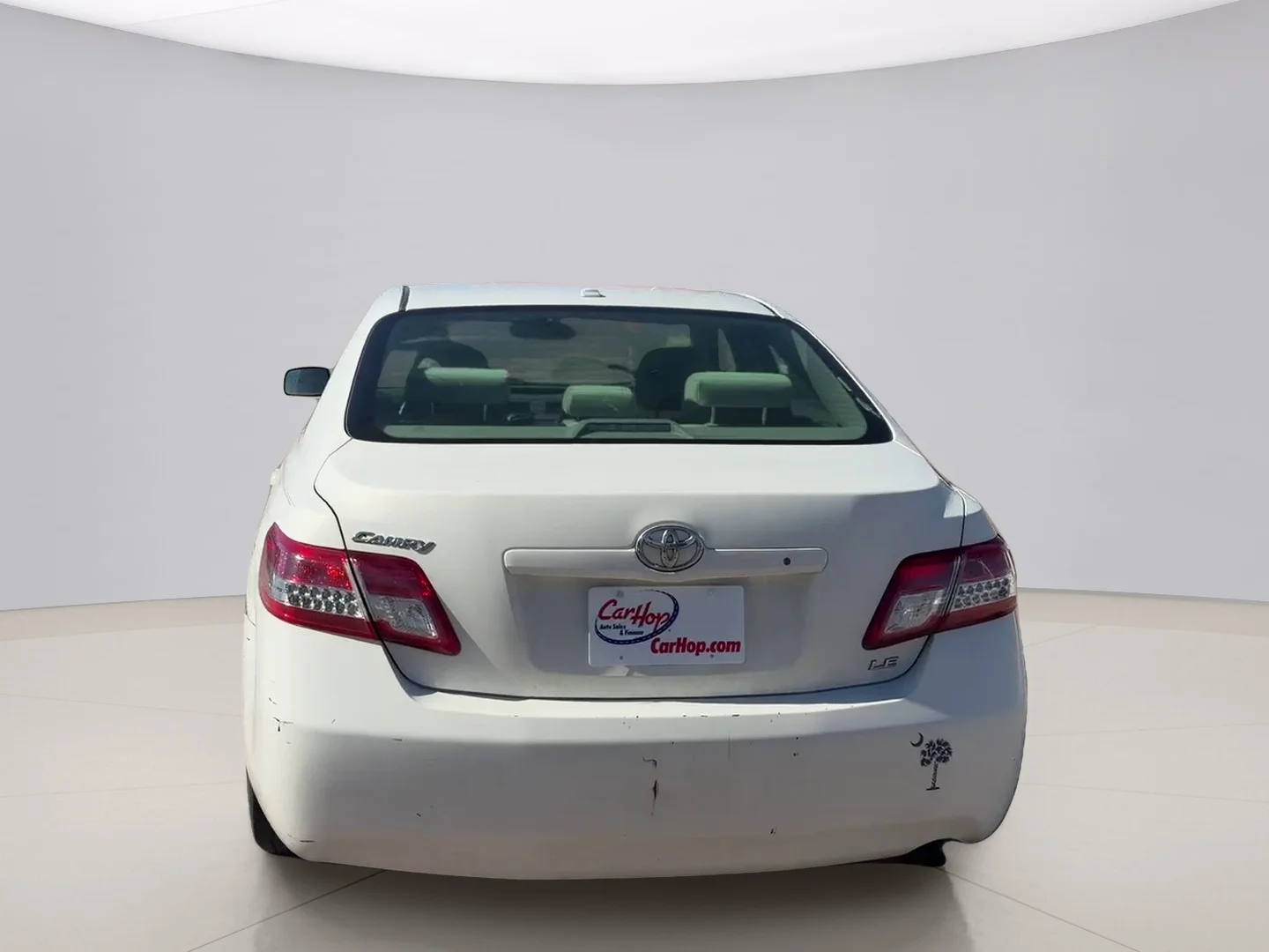 Used 2010 White Toyota SE image 4