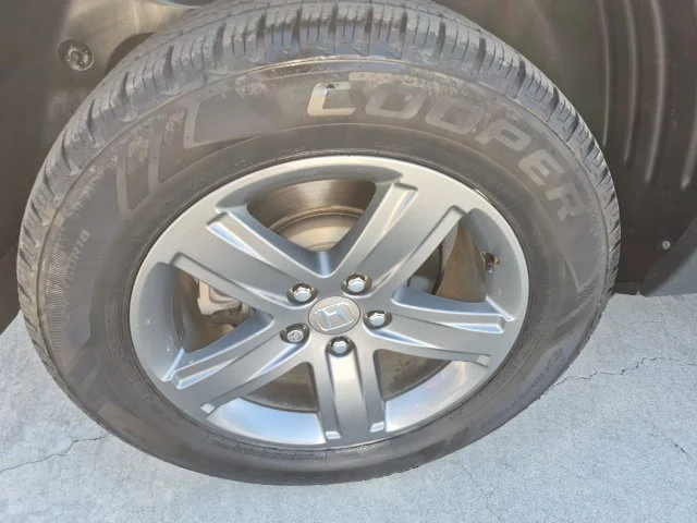 Certified Used 2023 Modern Steel Metallic Honda AWD RTL image 14