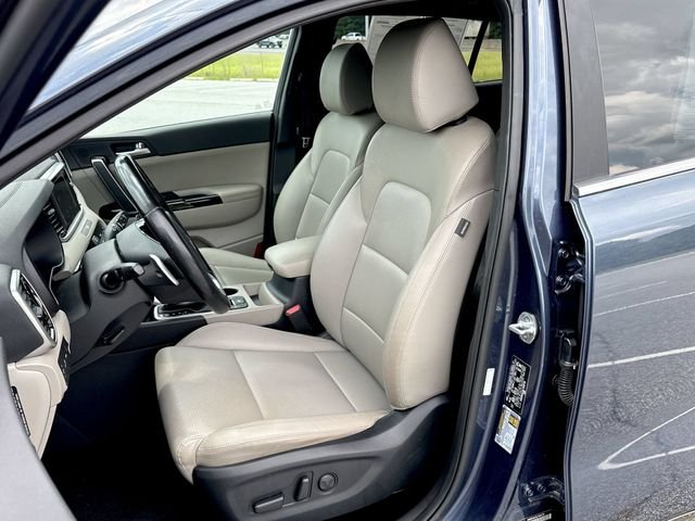 Used 2020 Blue Kia S image 11