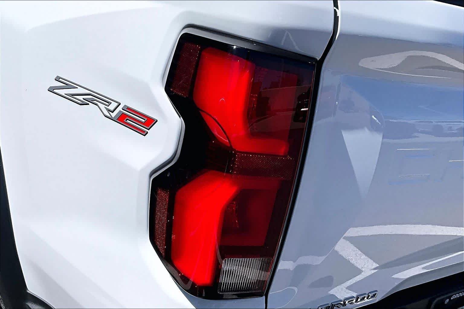 2025 Chevrolet Colorado ZR2 - Photo 29