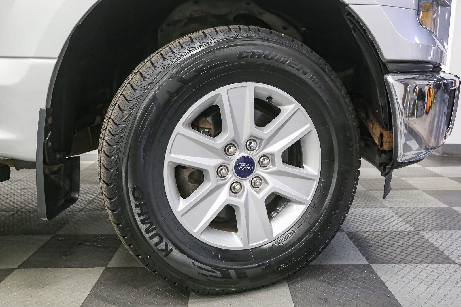 Used 2016 Ingot Silver Metallic Ford XLT image 15