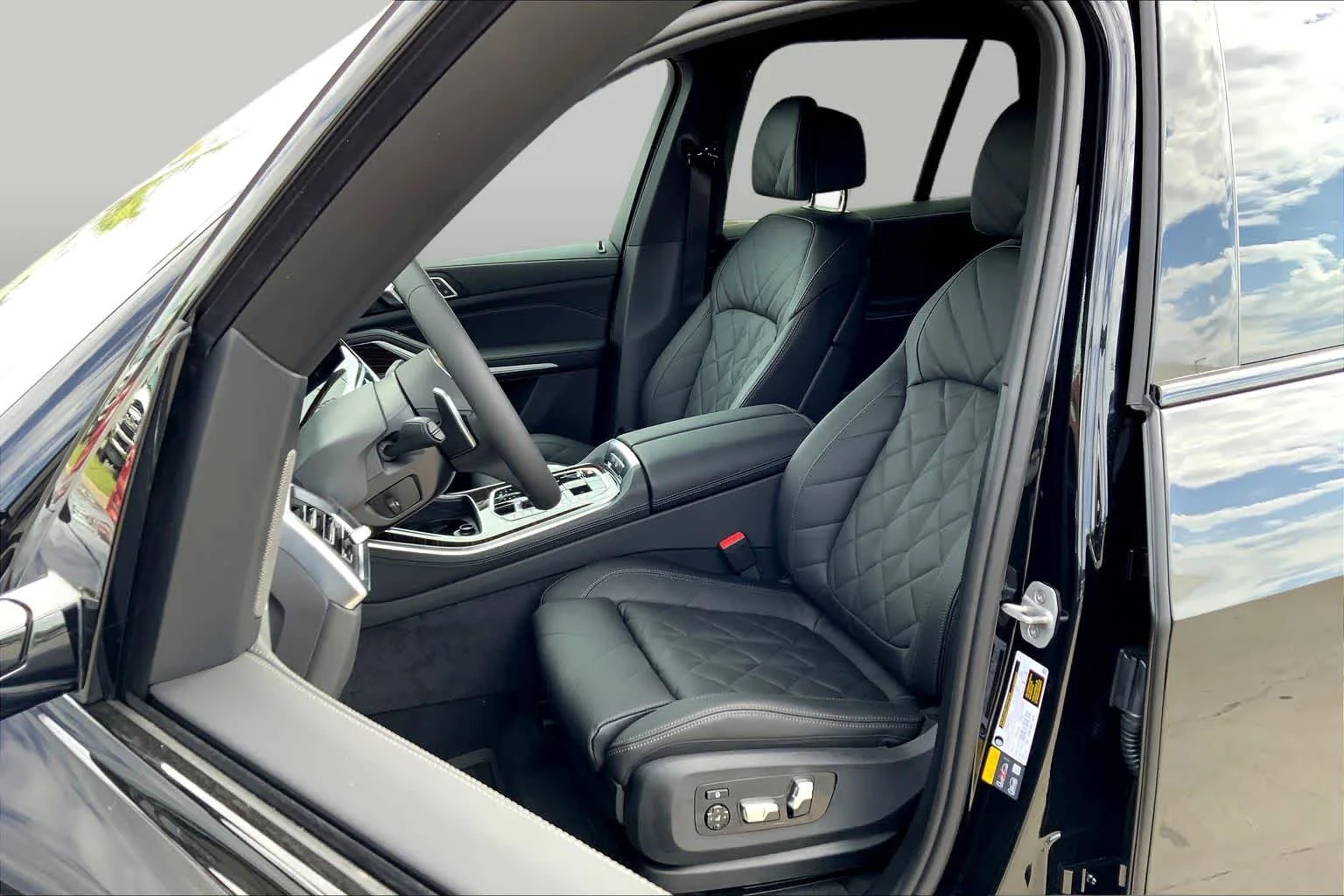 2026 BMW X5 50e - Photo 9
