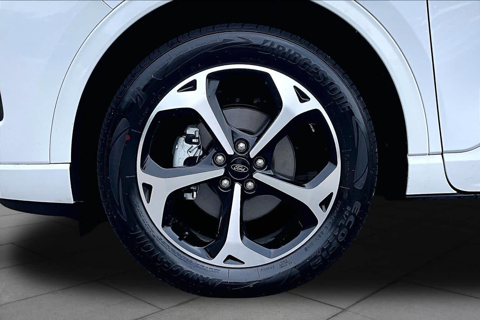Certified Used 2023 Oxford White Ford ST-Line Select image 11