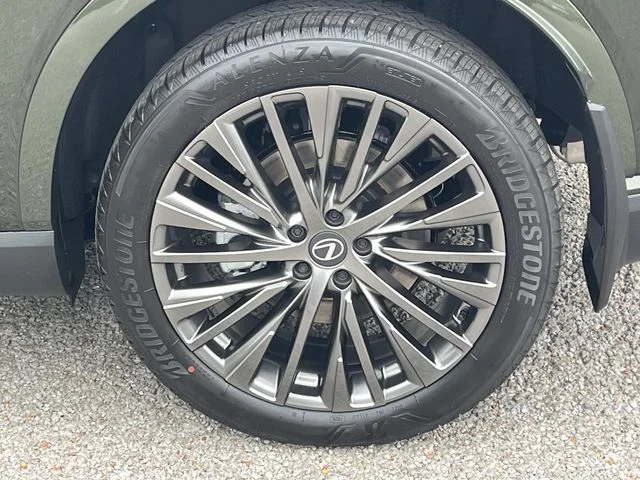 New 2026 Nori Green Pearl Lexus LUXURY image 11