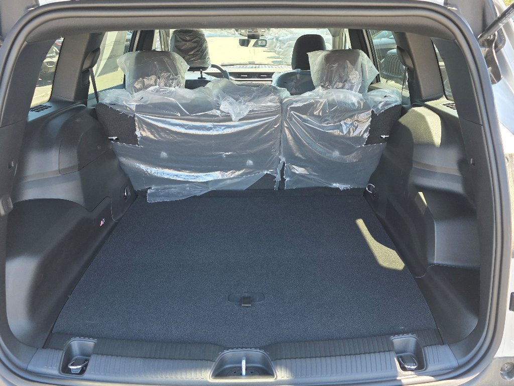 New 2026 Silver Jeep Laredo image 4