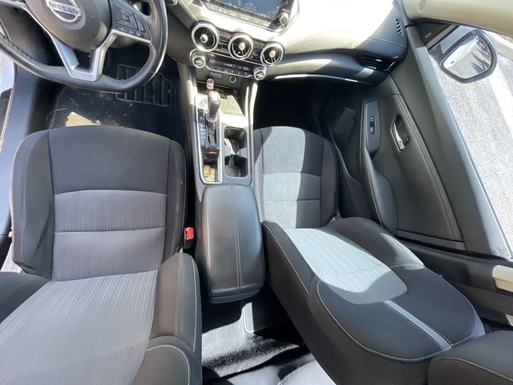 Used 2021 White Nissan SV image 10
