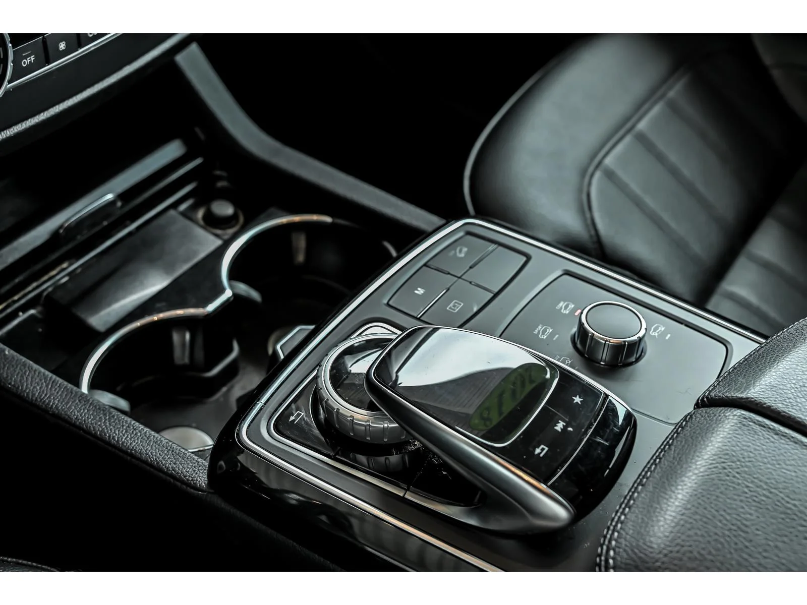 Used 2018 Black Mercedes-Benz GLE 350 4MATIC® image 25
