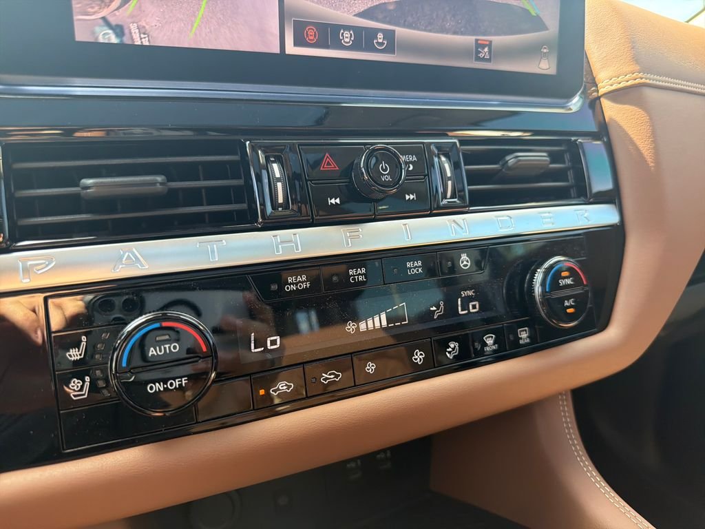 New 2026 Nissan Pathfinder Platinum 4D Sport Utility