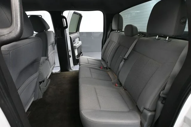 Used 2014 White Ford XLT image 31