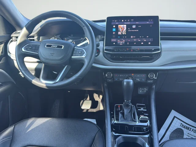2025 Jeep Compass Limited - Photo 11