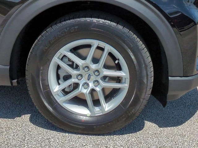 New 2026 Agate Black Metallic Ford Active image 11
