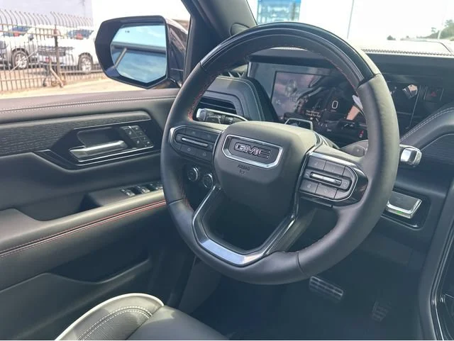 2026 GMC Yukon AT4 Ultimate - Photo 6