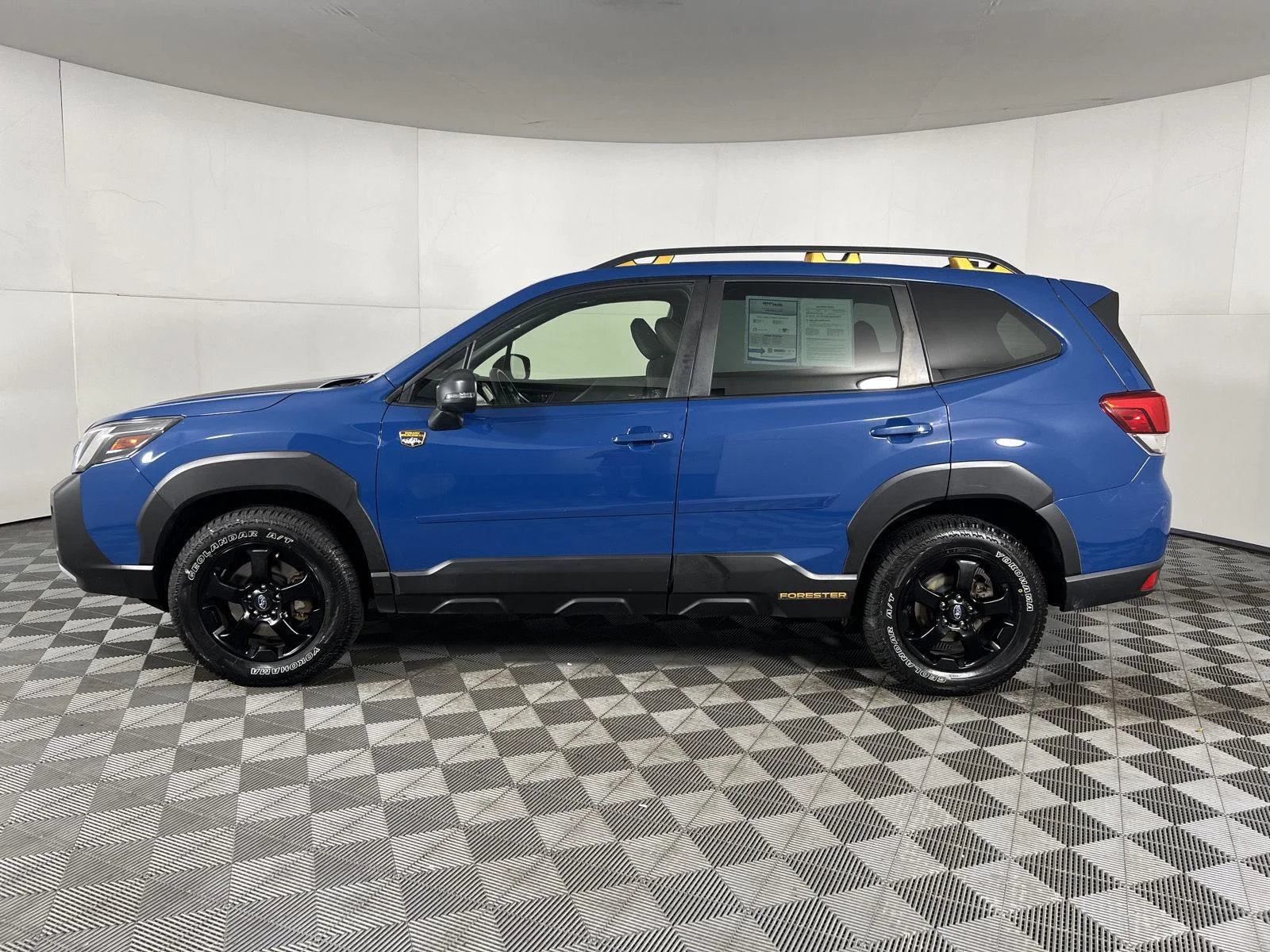 Used 2024 Geyser Blue Subaru Wilderness image 21