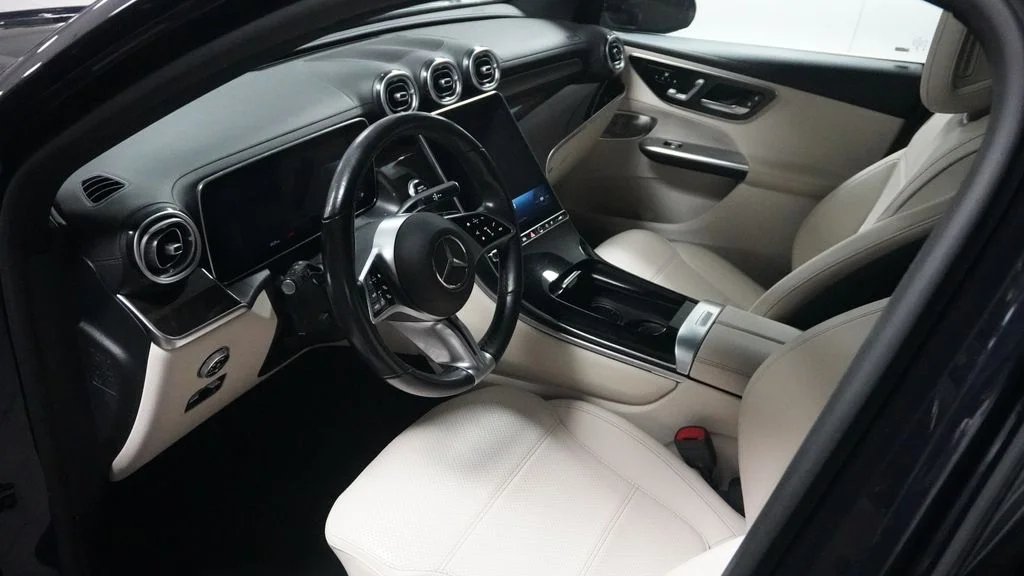 Certified Used 2023 Blue Mercedes-Benz GLC 300 image 17