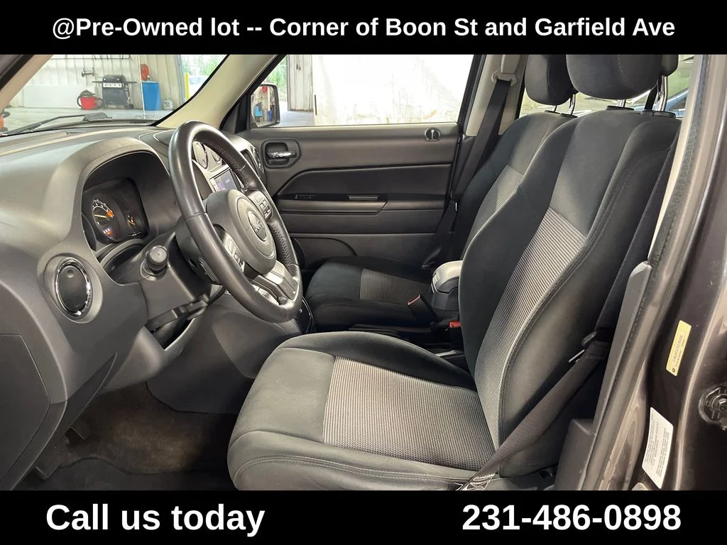 Used 2014 Gray Jeep Latitude image 14