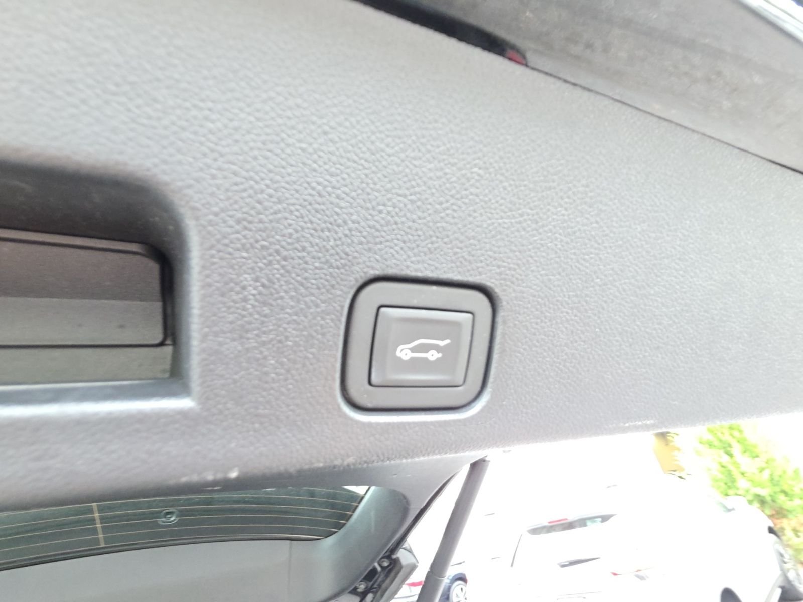 Used 2025 Black GMC Elevation image 36