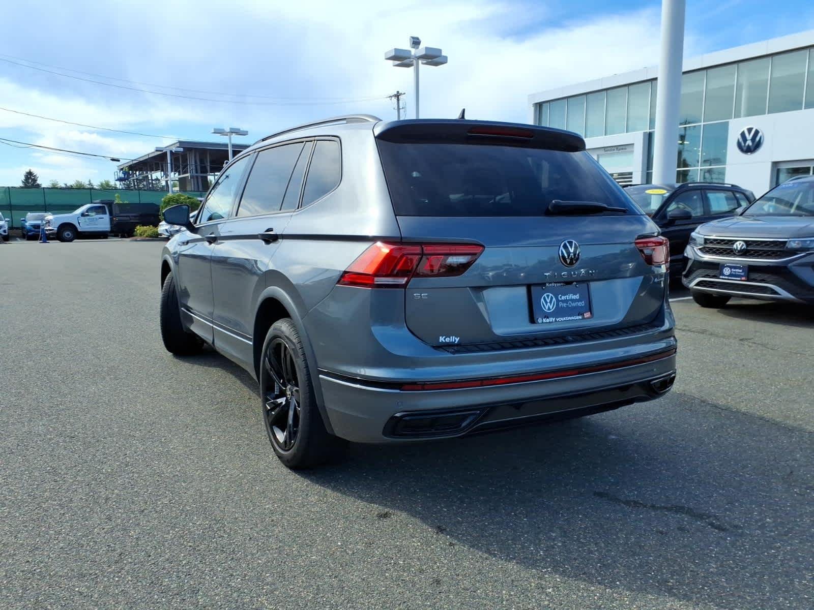 Certified Used 2023 Platinum Gray Metallic Volkswagen SE R-Line Black image 7