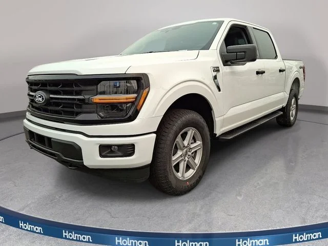 New 2026 Oxford White Ford XLT image 1