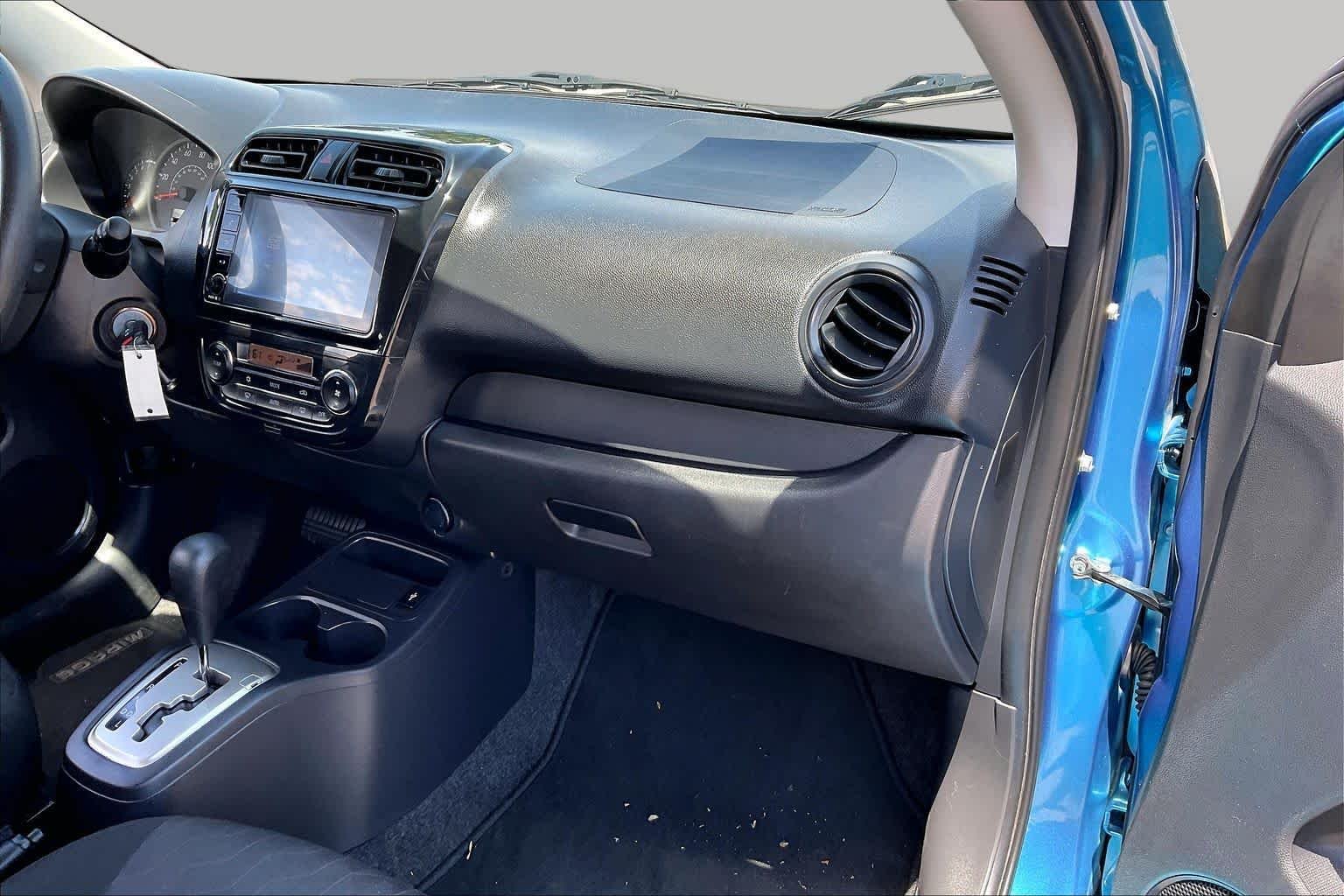 Used 2024 Sapphire Blue Metallic Mitsubishi ES image 17