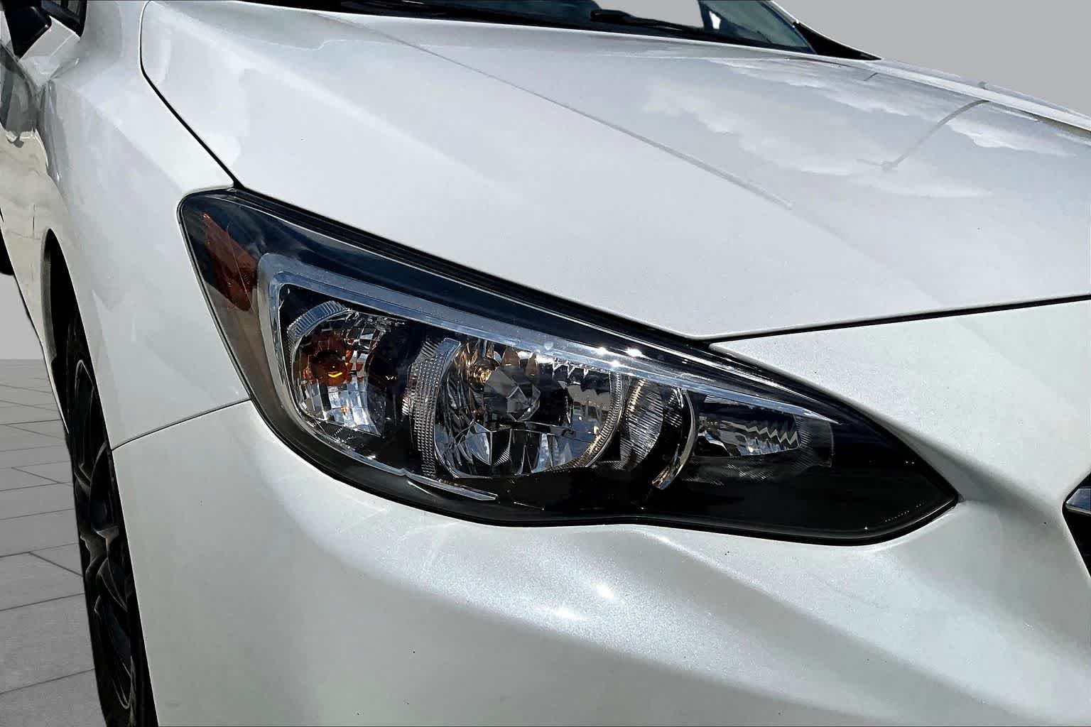 Used 2022 Crystal White Pearl Subaru  image 26