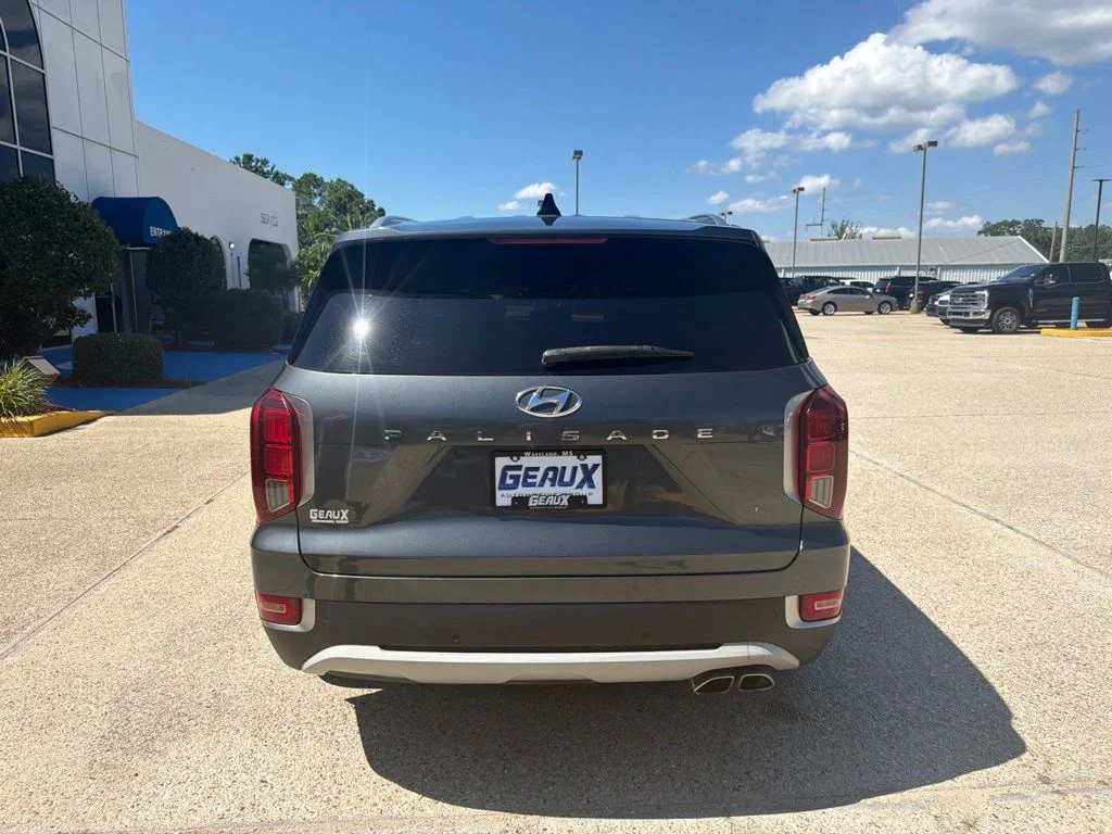 Used 2022 Steel / Graphite Hyundai SEL image 6