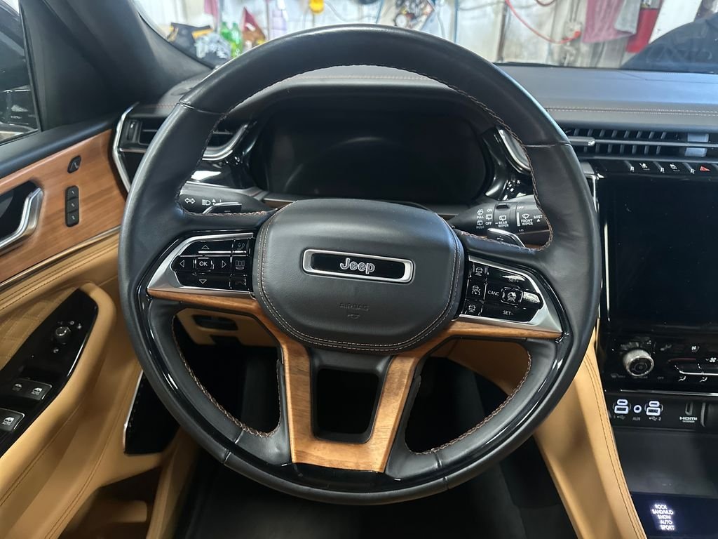 Used 2023 Silver Jeep Summit image 20