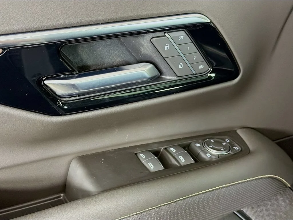 2026 Chevrolet Tahoe Premier - Photo 17