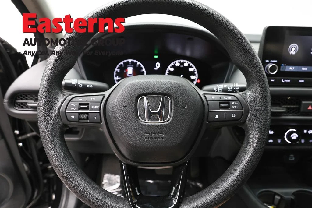 Used 2023 Black Honda LX image 10