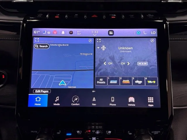 Used 2023 White Jeep Overland image 25