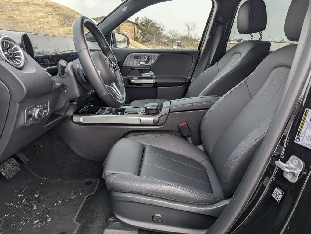 Used 2023 Black Mercedes-Benz 300 image 20