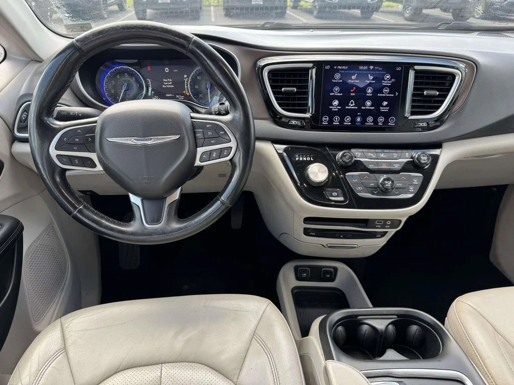 Used 2018 White Chrysler Touring L Plus image 16