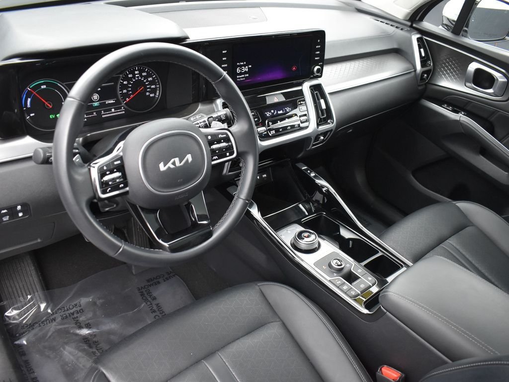 2022 KIA SORENTO - Image 11