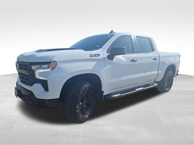 Used 2024 White Chevrolet LT Trail Boss image 3