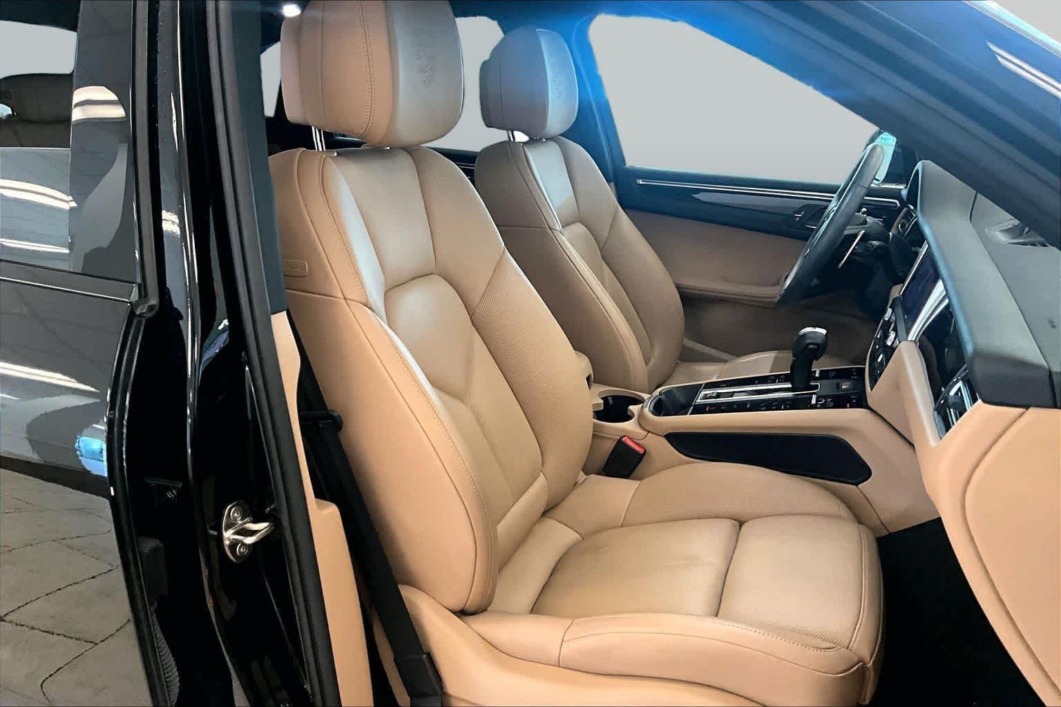 Used 2024 Black Porsche  image 8