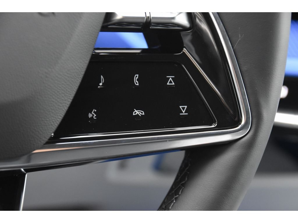 2026 Cadillac OPTIQ Premium Sport - Photo 31