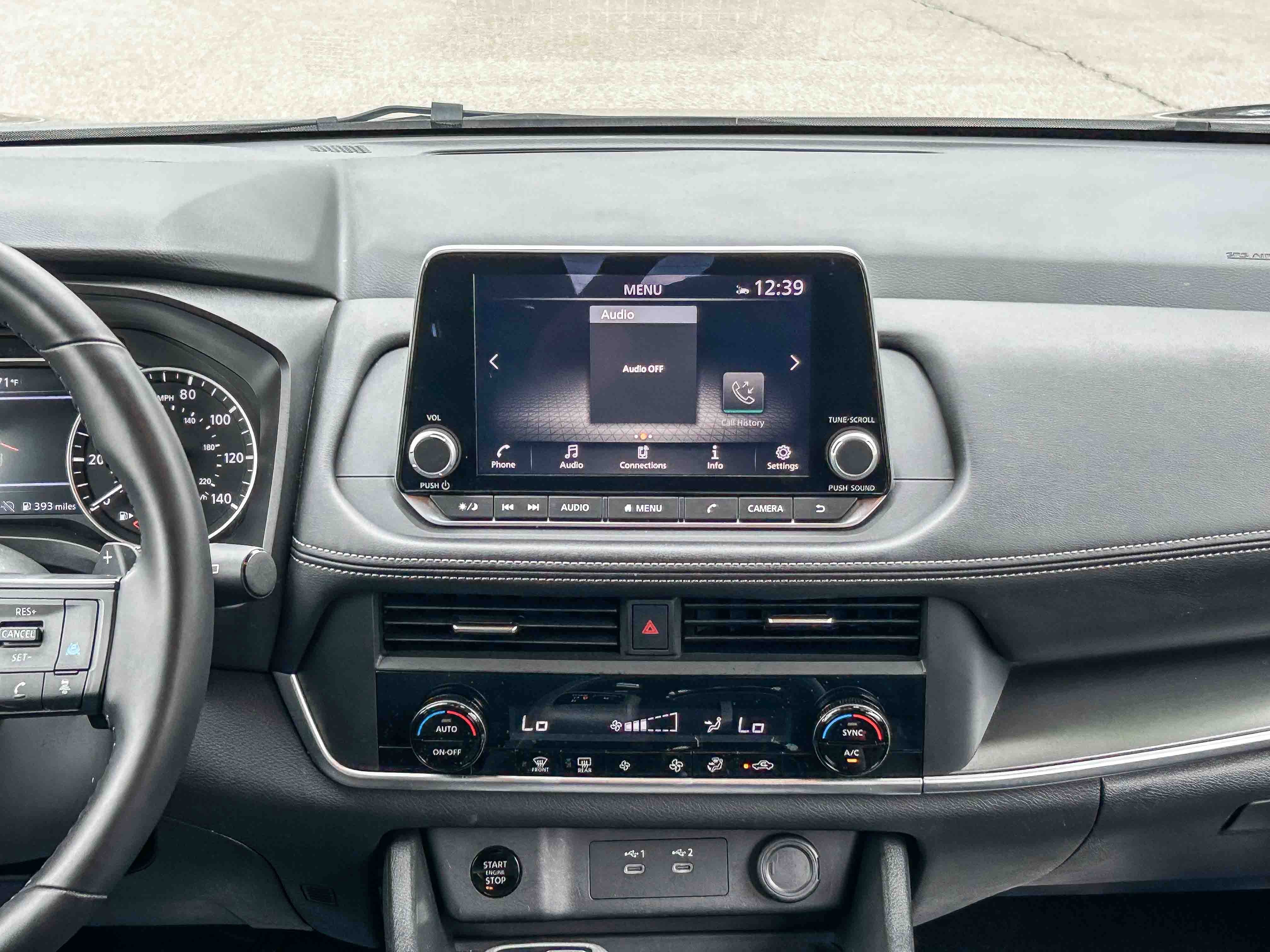 2025 Nissan Rogue SV - Photo 13