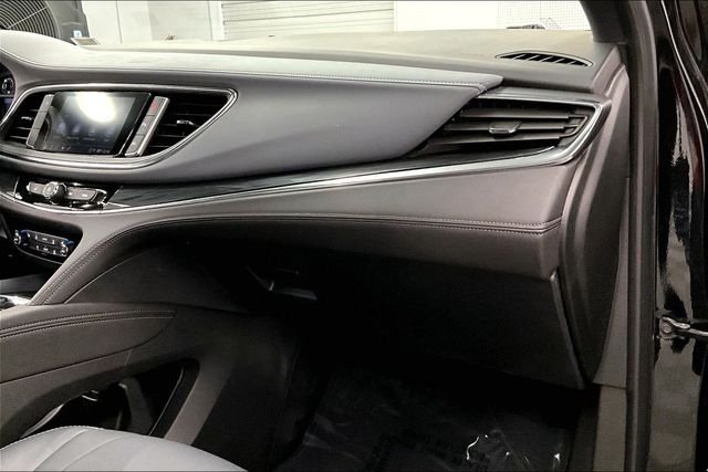 2023 Buick Enclave Essence - Photo 18