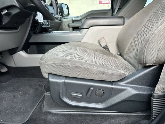 Used 2020 Red Ford XLT image 13