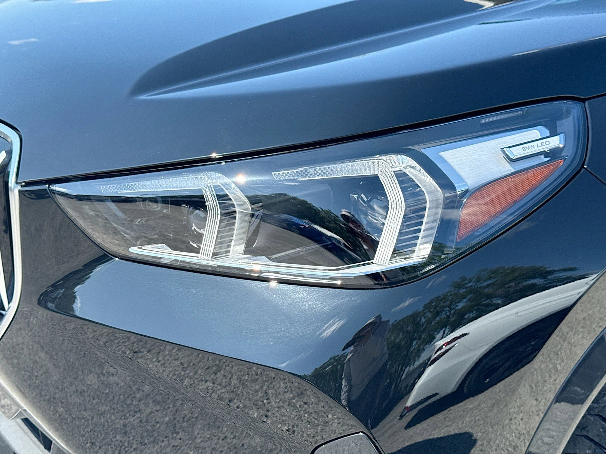 New 2026 Jet Black BMW xDrive28i image 9