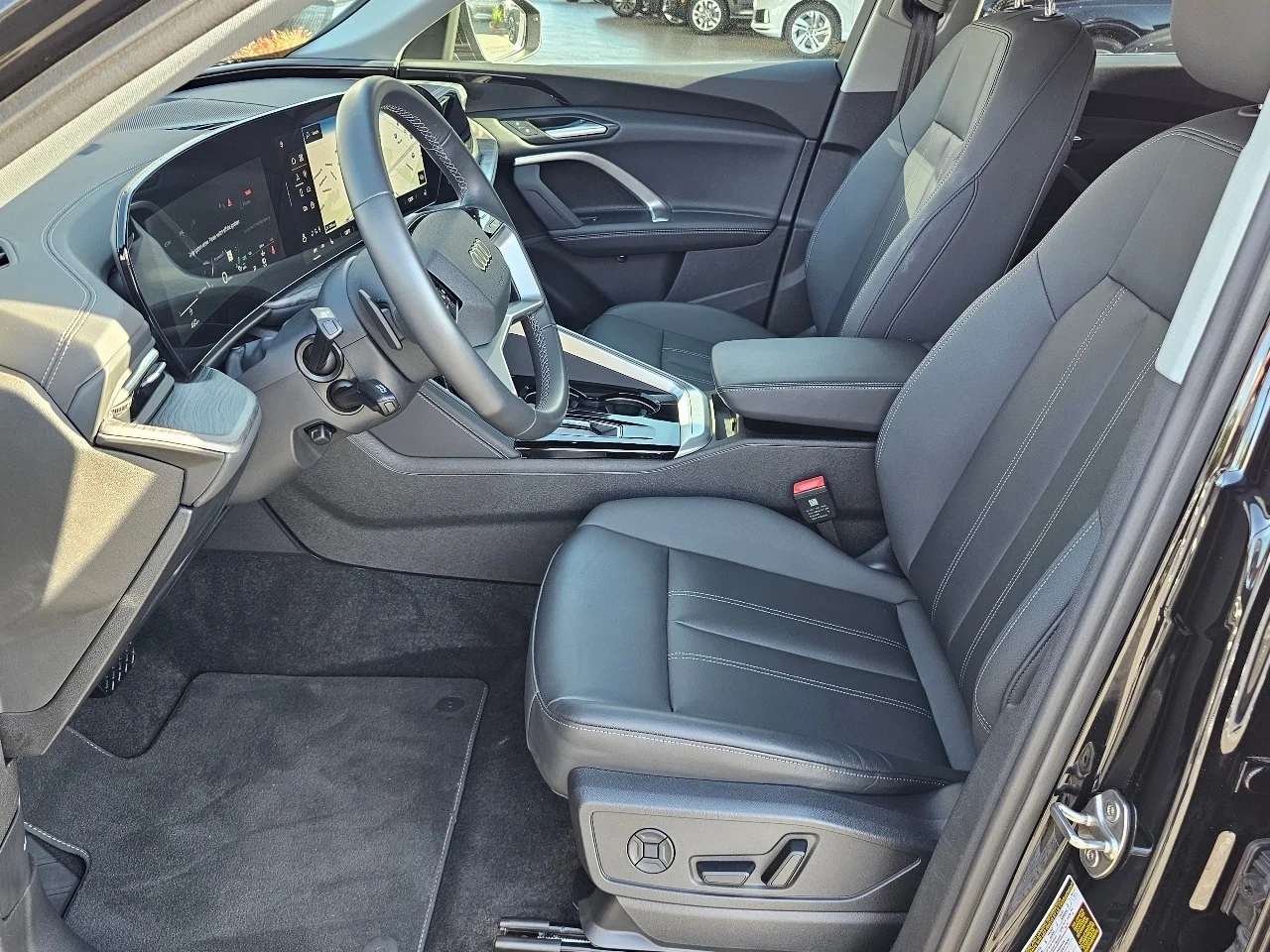 Used 2025 Mythos Black Metallic Audi 2.0T Premium image 2