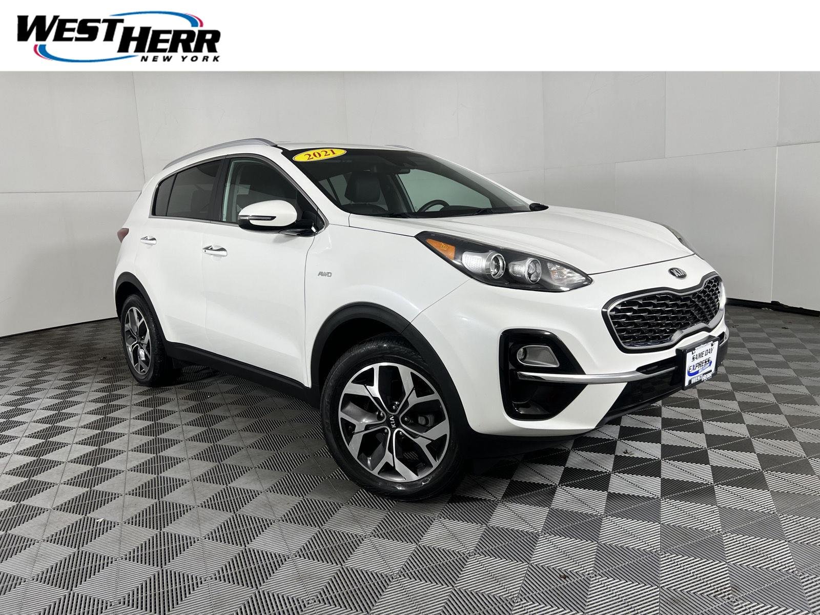 Used 2021 Snow White Pearl Kia EX image 1