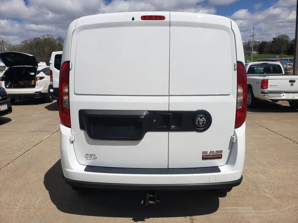 Used 2022 Bright White Ram Tradesman image 4