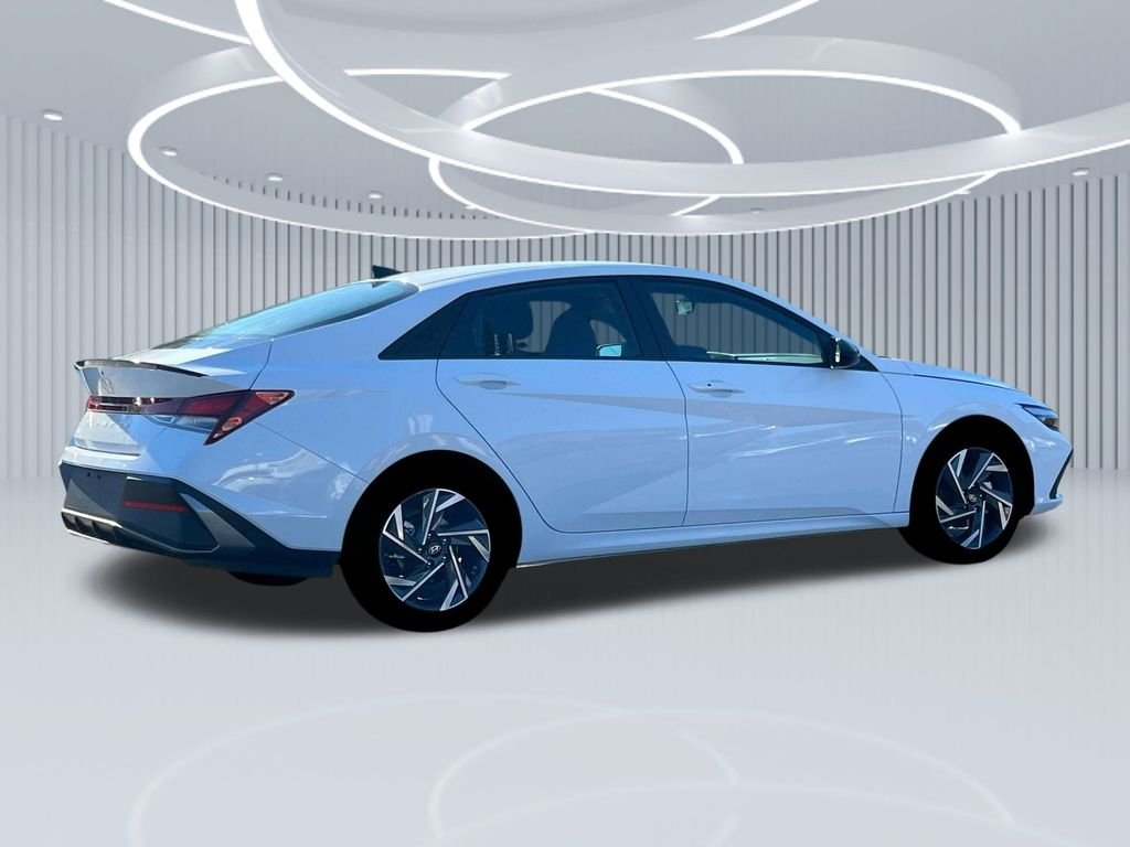 2025 Hyundai Elantra SEL - Photo 27