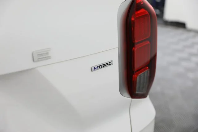 Used 2021 White Hyundai SEL image 14