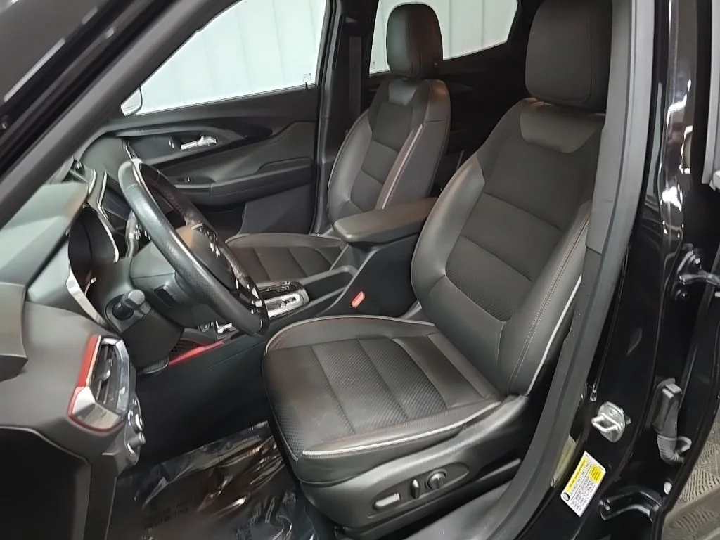 Used 2021 Black Chevrolet RS image 28